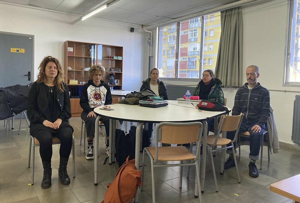 Fanny Alumnos meditando 1