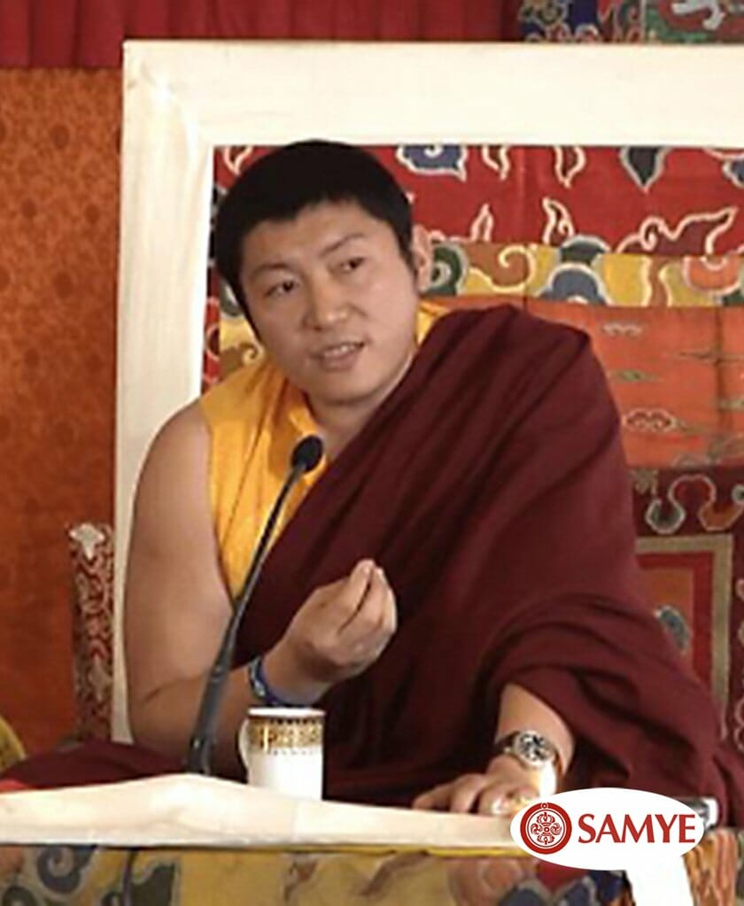 CONCILIAR LA PRÁCTICA DEL DHARMA Y LA VIDA COTIDIANA MEDIANTE LA BONDADPhakchok Rinpoche